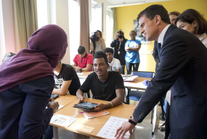SWEDEN-FRANCE-POLITICS-EUROPE-MIGRANTS