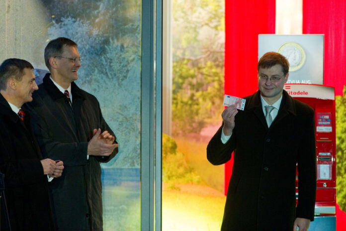 LATVIA-ECONOMY-EURO