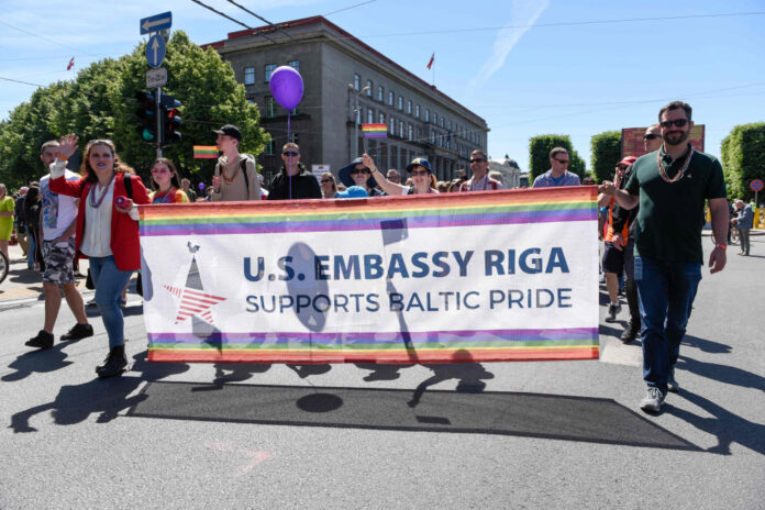 LATVIA-ESTONIA-LITHUANIA-RIGHTS-GAYS