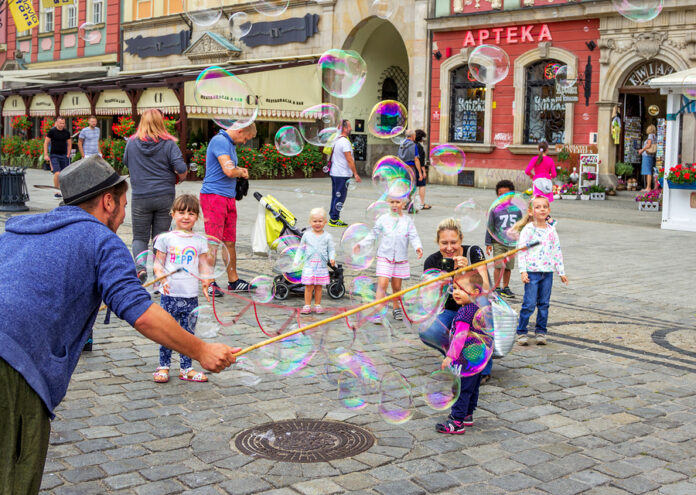 Wroclaw/poland- August 19, 2017: Young Man - Street Entertainer