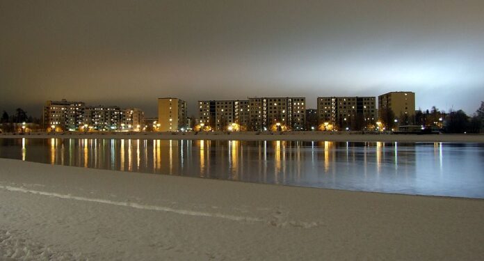 1024px-Koskenniska_Oulu