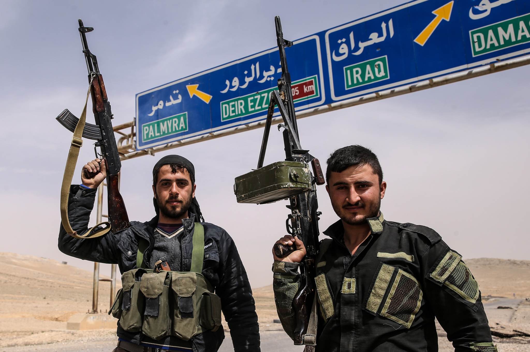 Джахад. Террористическая группировка «Исламское государство» в Сирии. Сирия Пальмира боевики ИГИЛ. Пальмира ИГИЛ И сирийские войска. Террористы ближнего Востока.