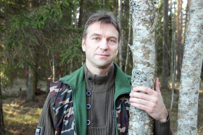 KIRJANIKUD