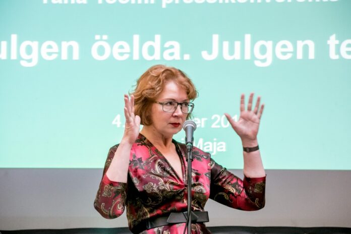 YANA TOOMI PRESSIKONVERENTS