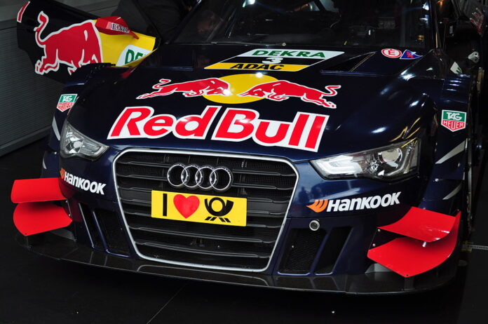 1024px-Audi_A5_DTM_(Red_Bull)_-_Brands_Hatch_(7232733494)