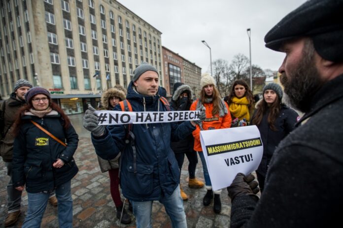 EKRE MEELEAVALDUS VABADUSE PLATSIL
