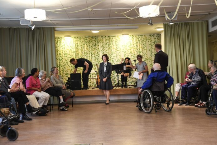 QUEEN SILVIA AT SKOGA CENTRE
