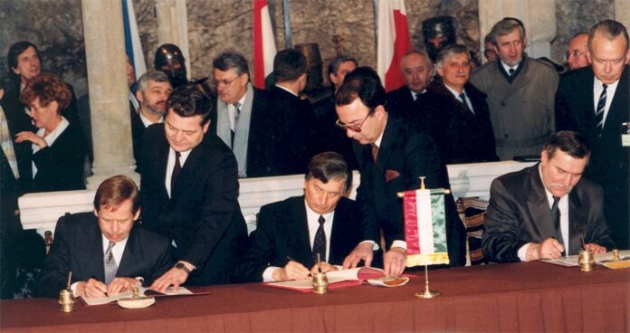 Foundation_of_the_Visegrád_Group.tiff