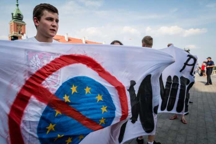 POLAND-IMMIGRANTS-RIGHT-WING-DEMOMONSTRATION