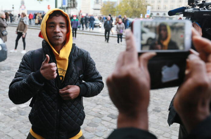 First day of trial for twelve people for helping migrants