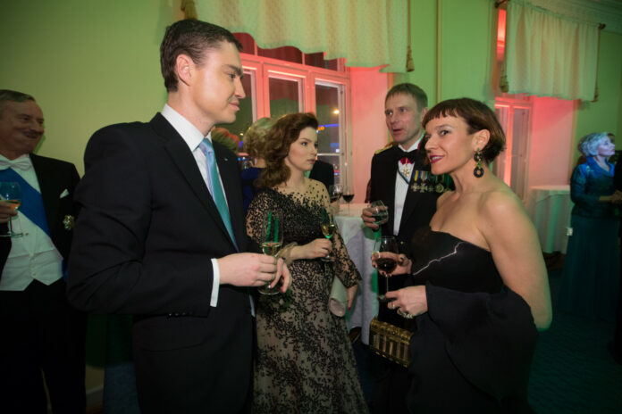 PRESIDENDI BALL. EV98.